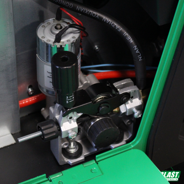 Cyclonei 212 Mig Welder